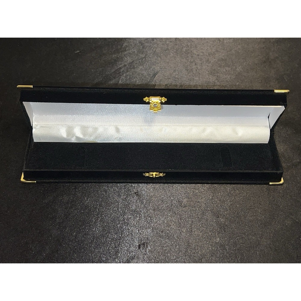 Brand New Black Velvet Bracelet Box – Gold Trim - Picture 7 of 9